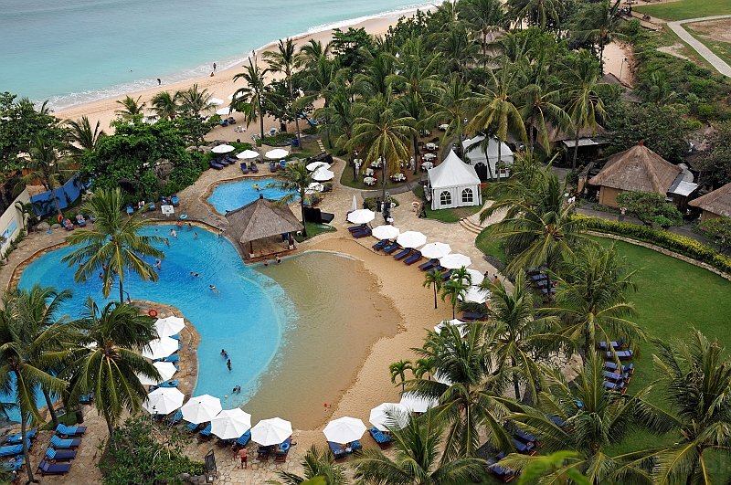 010_wyspa_bali.jpg - Właśnie takimi widokami cieszyliśmy oczy z tarasu naszego pokoju